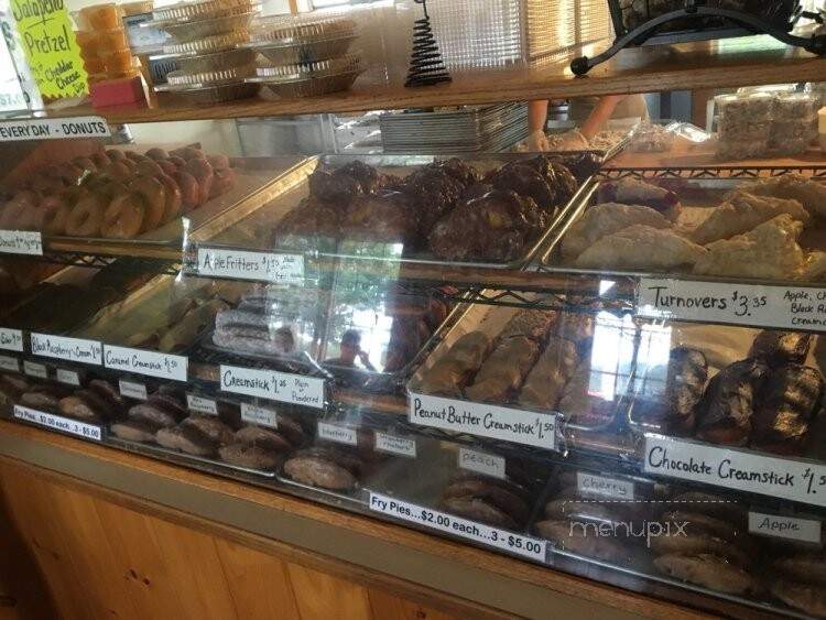 Country Crust Bakery - Bainbridge, OH