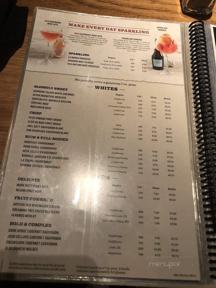 BJ's Restaurant & Brewhouse - Mentor, OH