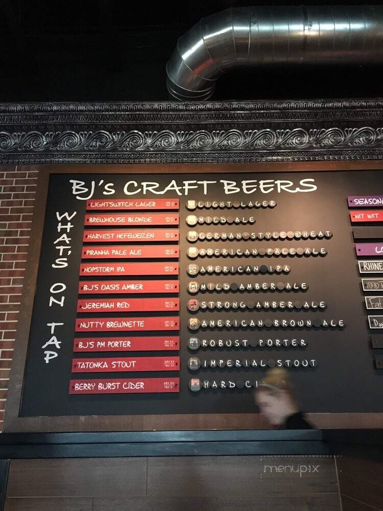 BJ's Restaurant & Brewhouse - Beavercreek, OH